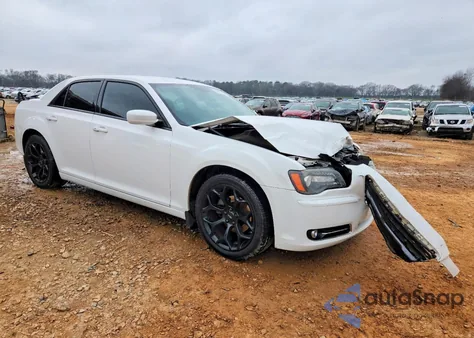 2013 Chrysler 300 S z USA, uszkodzony, nr VIN 2C3CCABG1DH658095